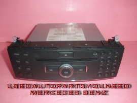 Mercedes Benz - CD PLAYER - 2049060601